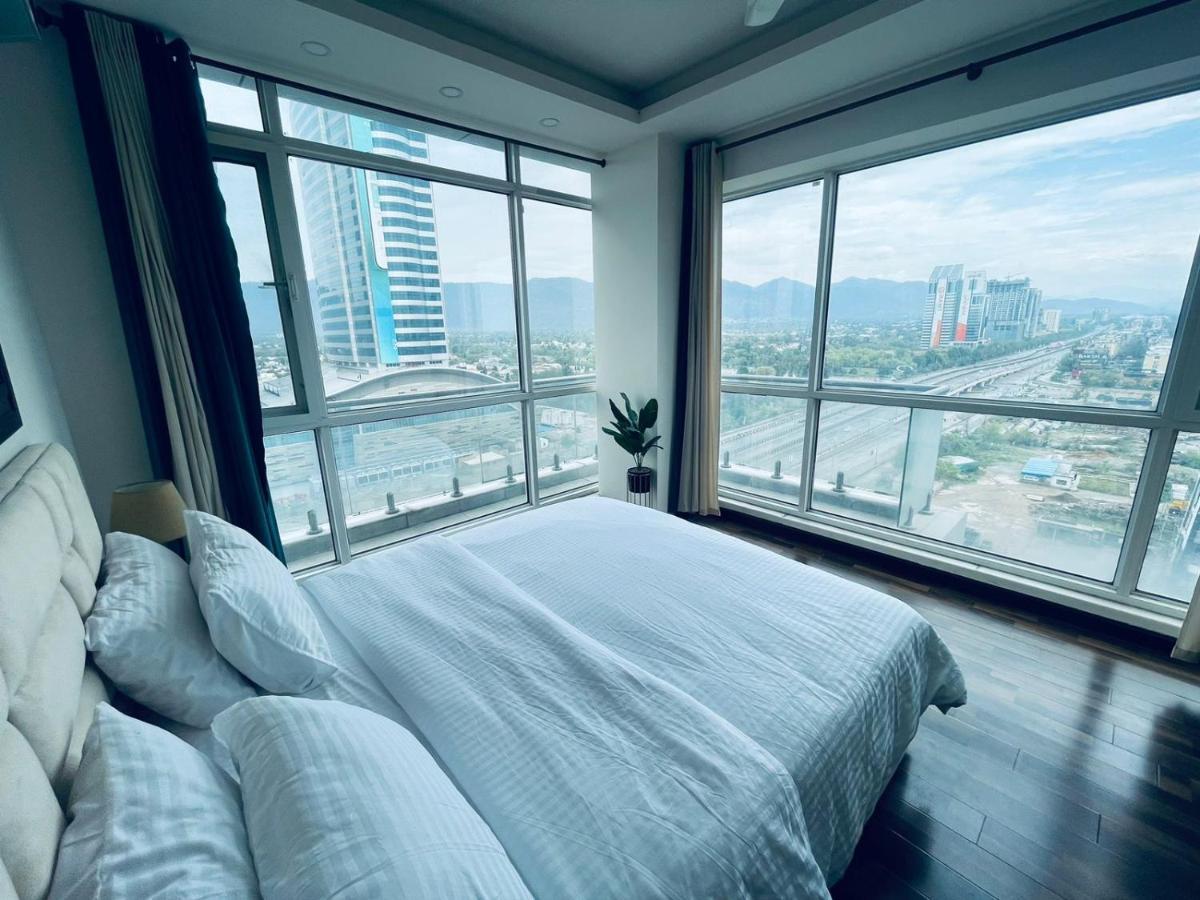 High Rise Presidential Suite In Elysium Opp Centaurus Islamabad Zewnętrze zdjęcie