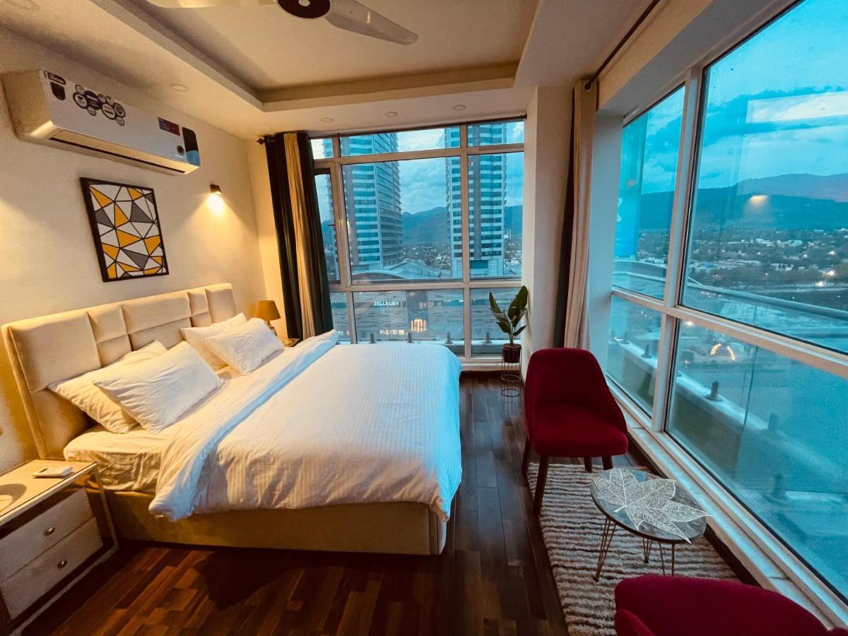 High Rise Presidential Suite In Elysium Opp Centaurus Islamabad Zewnętrze zdjęcie